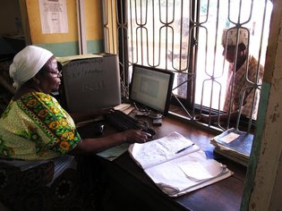Efficient patient registration with computers